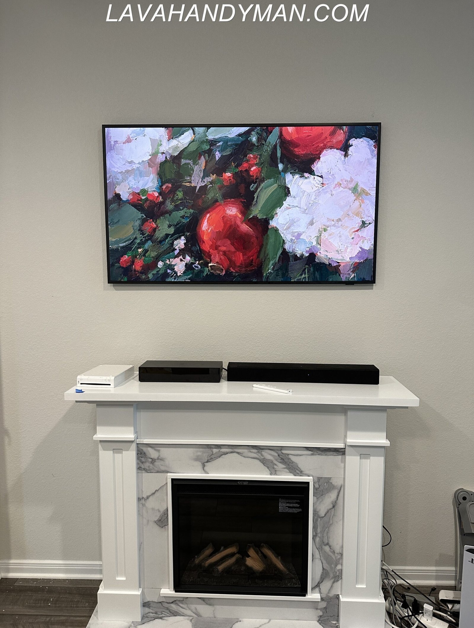 No-drill picture hanging