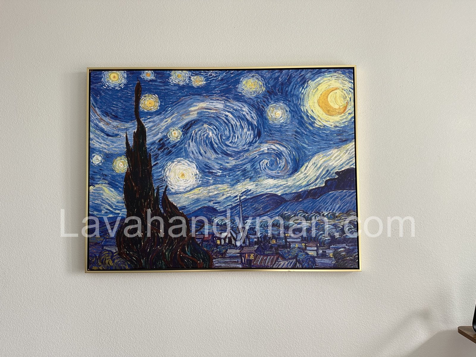 Complete Guide to Hanging a Painting on the Wall Properly