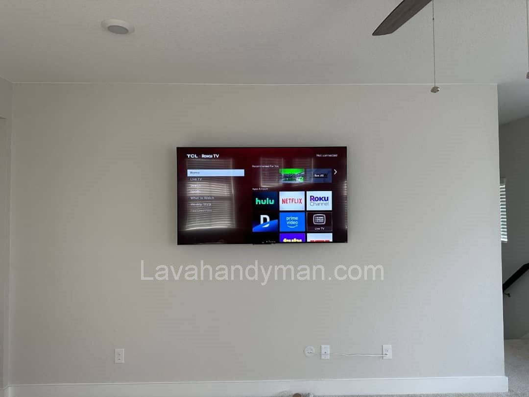 What Is a Full Motion TV Bracket?(Complete Guide)