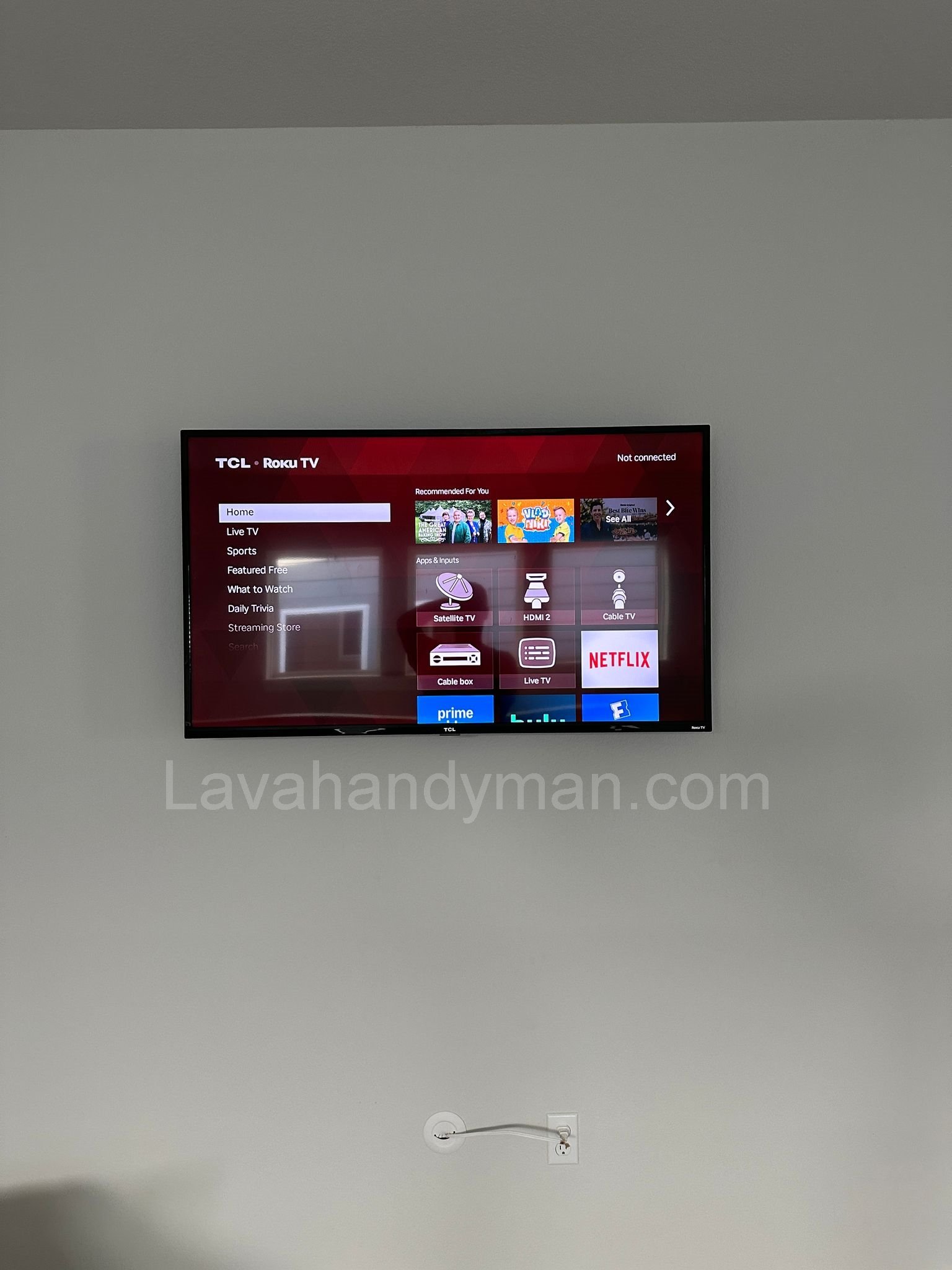 Analysis and Optimization of RGB Pixel Array Structure in QD-OLED TVs