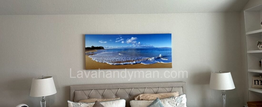 A Complete Guide to Hanging Paintings in the Living Room and Bedroom