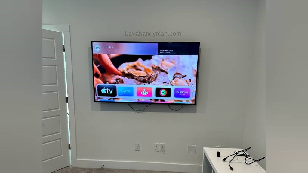 Best Height for Mounting a 40-Inch TV on the Wall | Guide