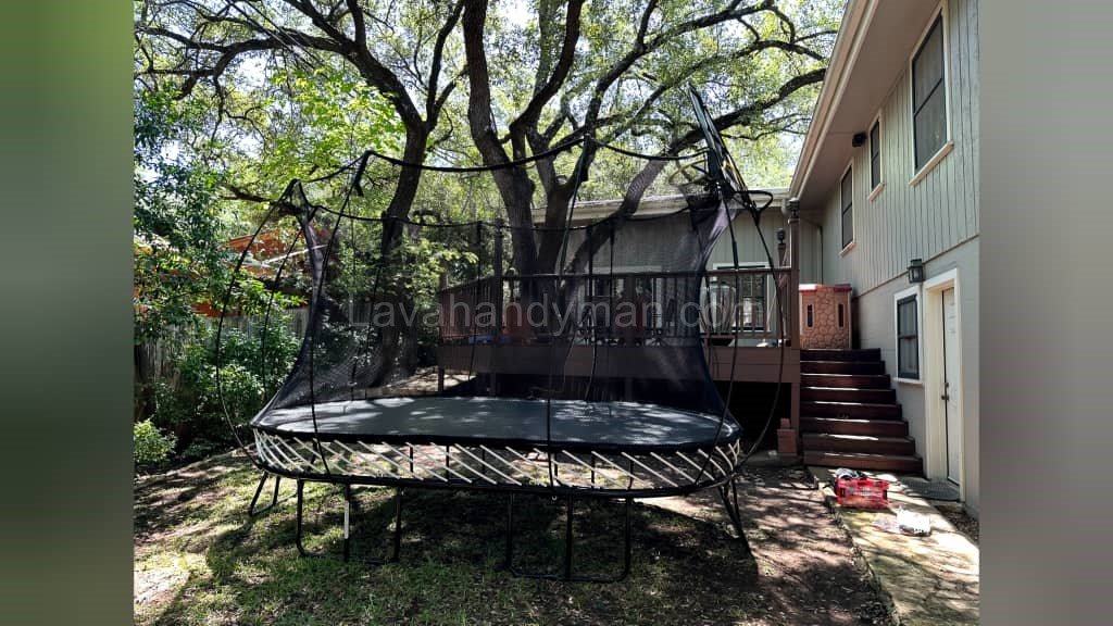 🏡 Trampoline Assembly in Your Backyard: A Complete Step-by-Step Guide