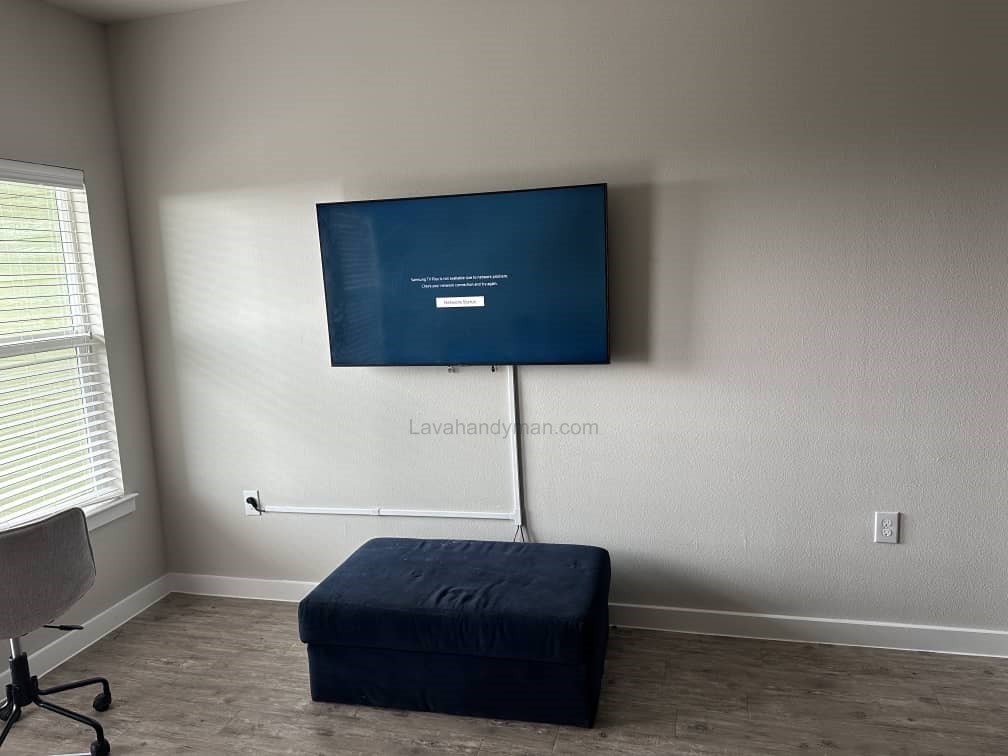  Wall-Mounting a TV 