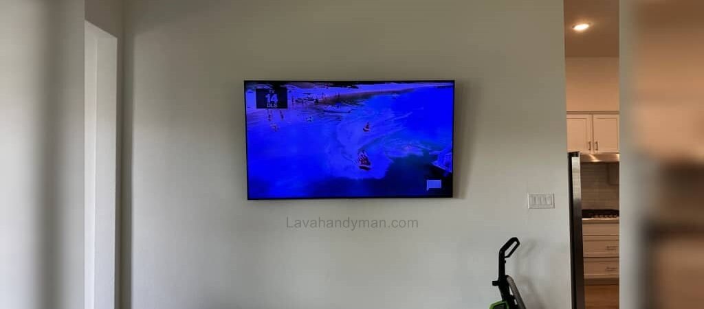 Minimalist TV Installation: A Clean and Professional Living Space