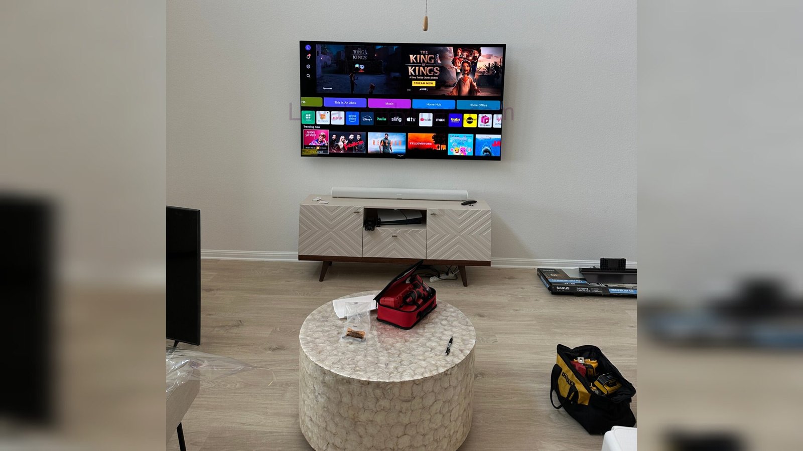 Best TV Wall Mounting Angle + Standard Mounting Height