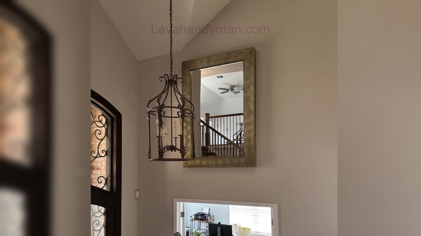 How to Install a Mirror on a Wall: Complete Guide to the Best Installation Methods, Essential Tools
