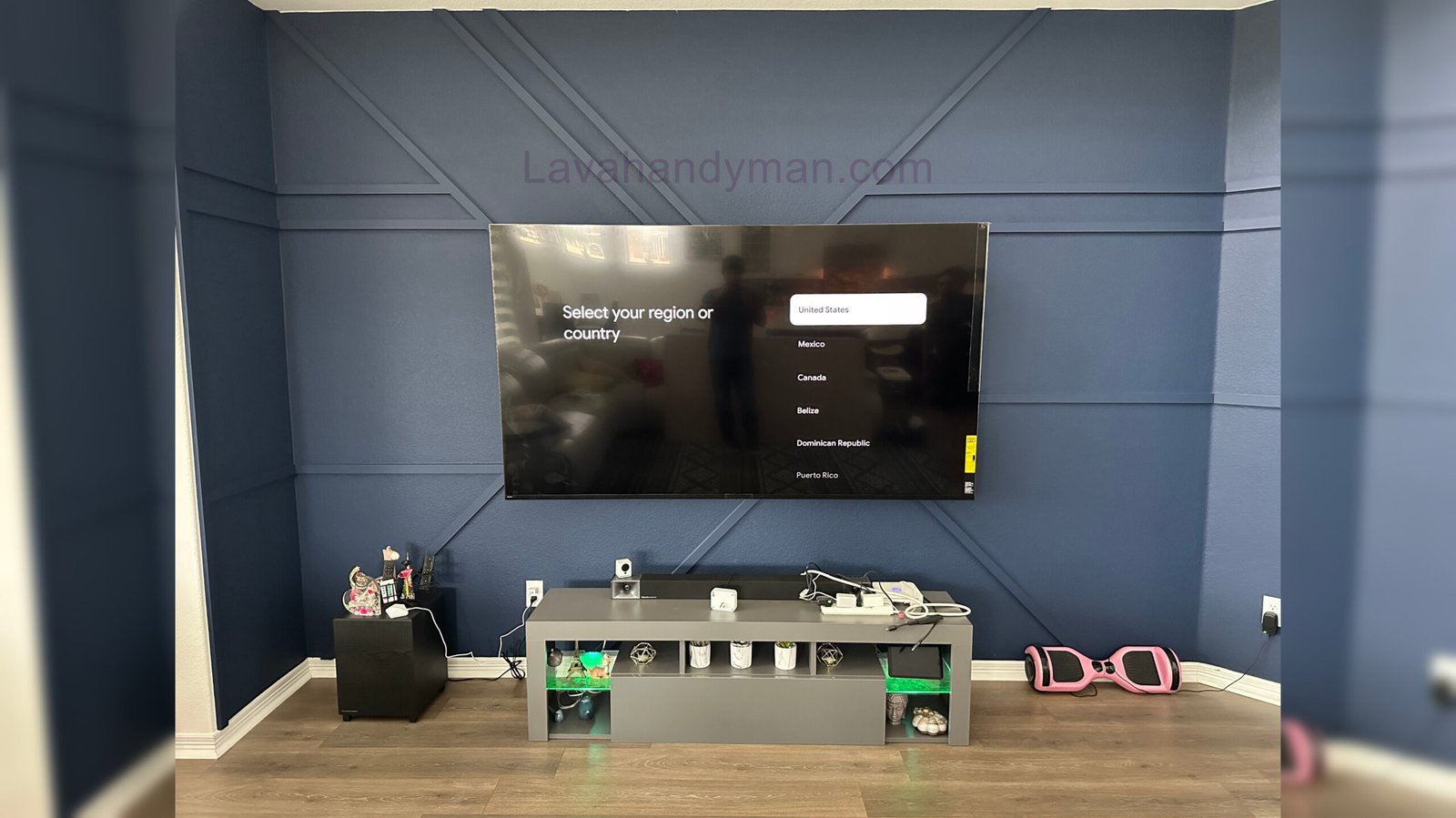 Professional Wall-Mounted TV Installation with Cable Management for a Clean, Organized