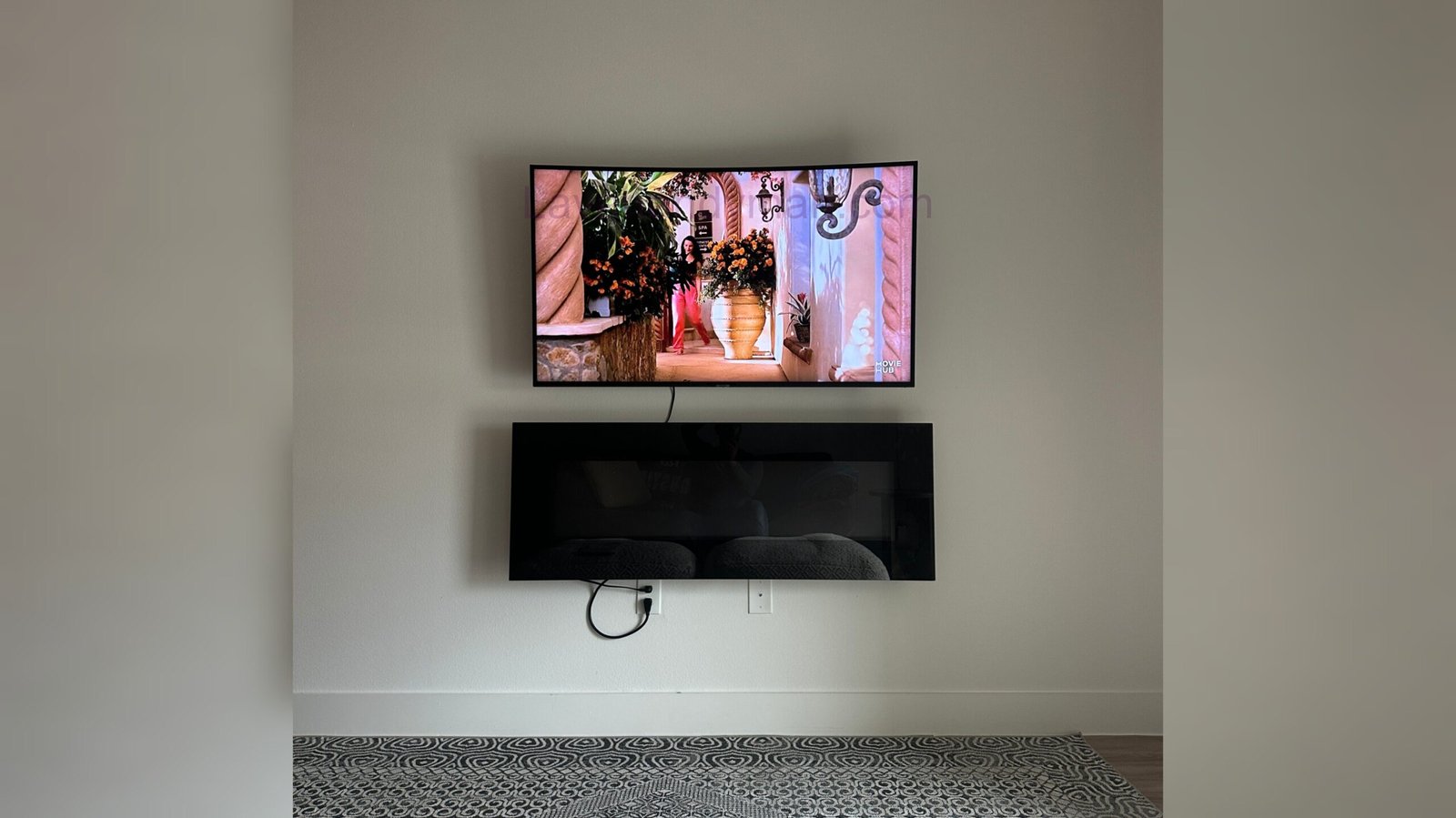 Curved TV Wall Mount Installation: Complete Guide, Choosing the Right Mount, and Essential Tips